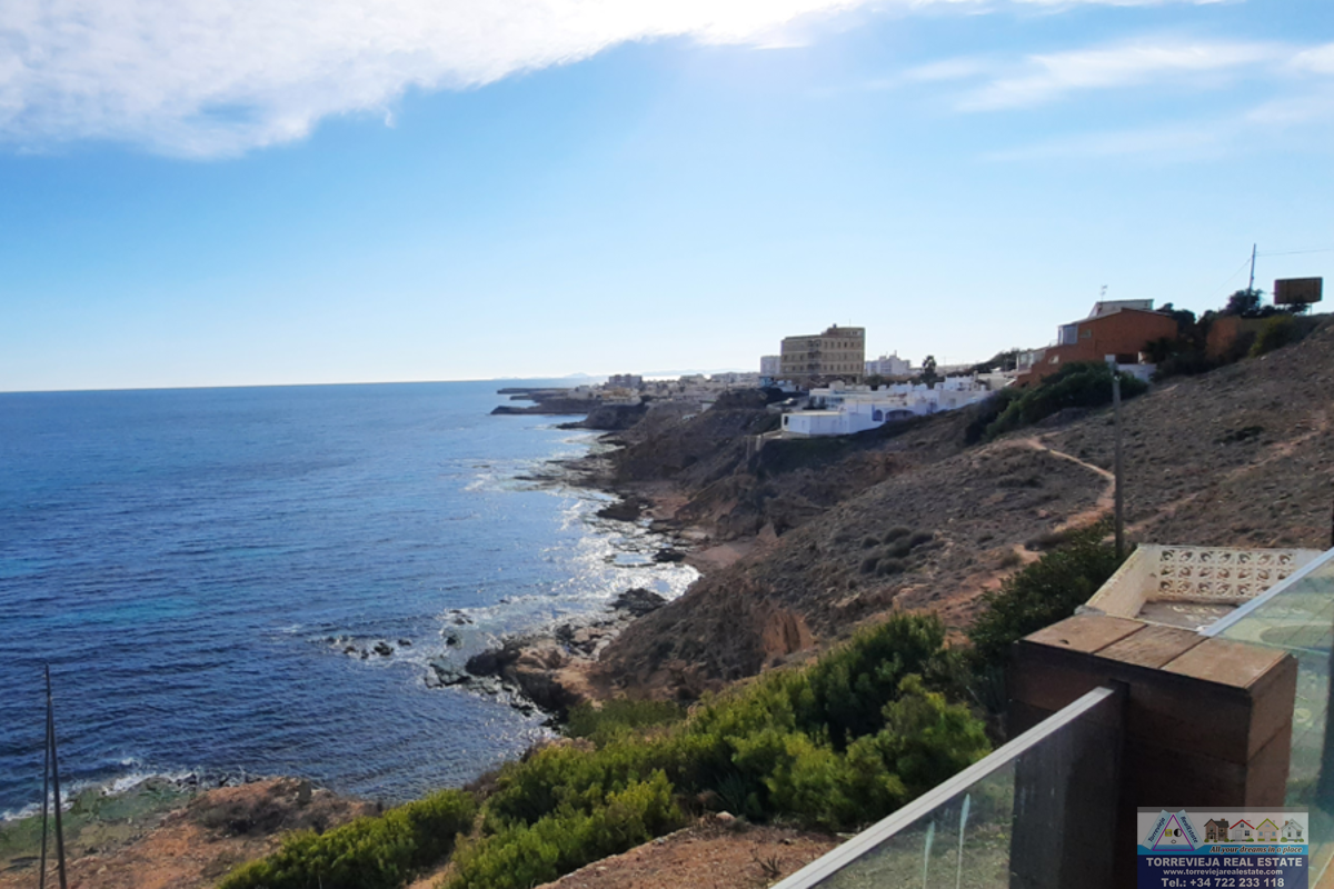 For sale of villa in Torrevieja