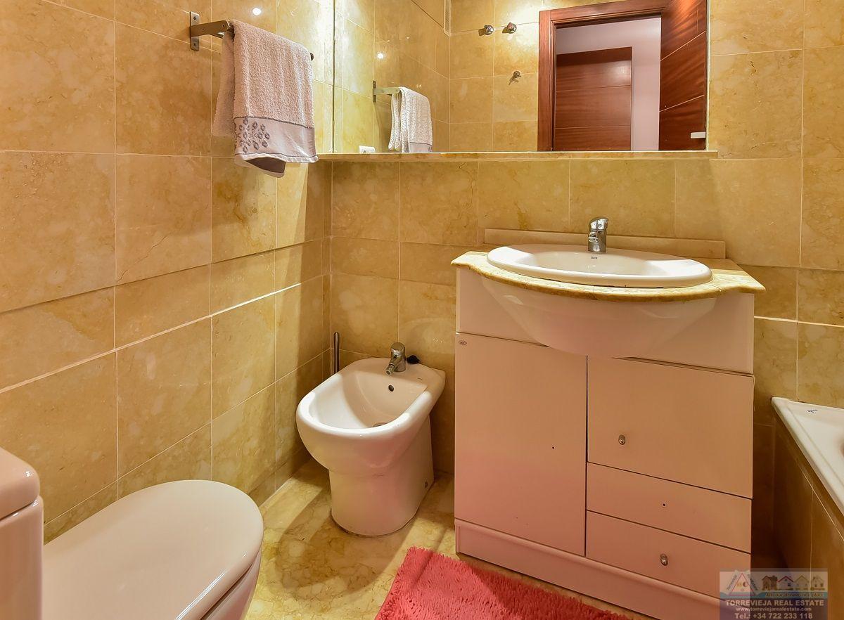 For sale of apartment in Torrevieja