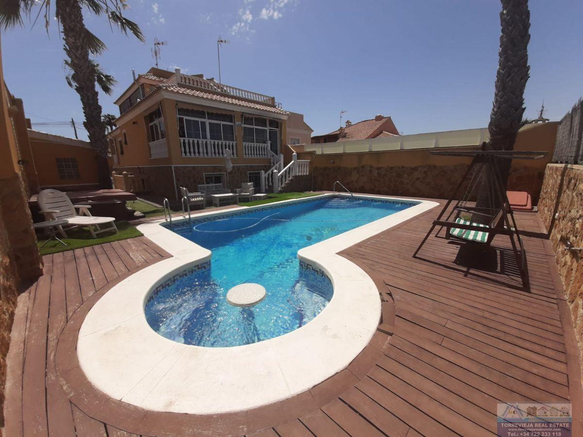 Venta de chalet en Torrevieja