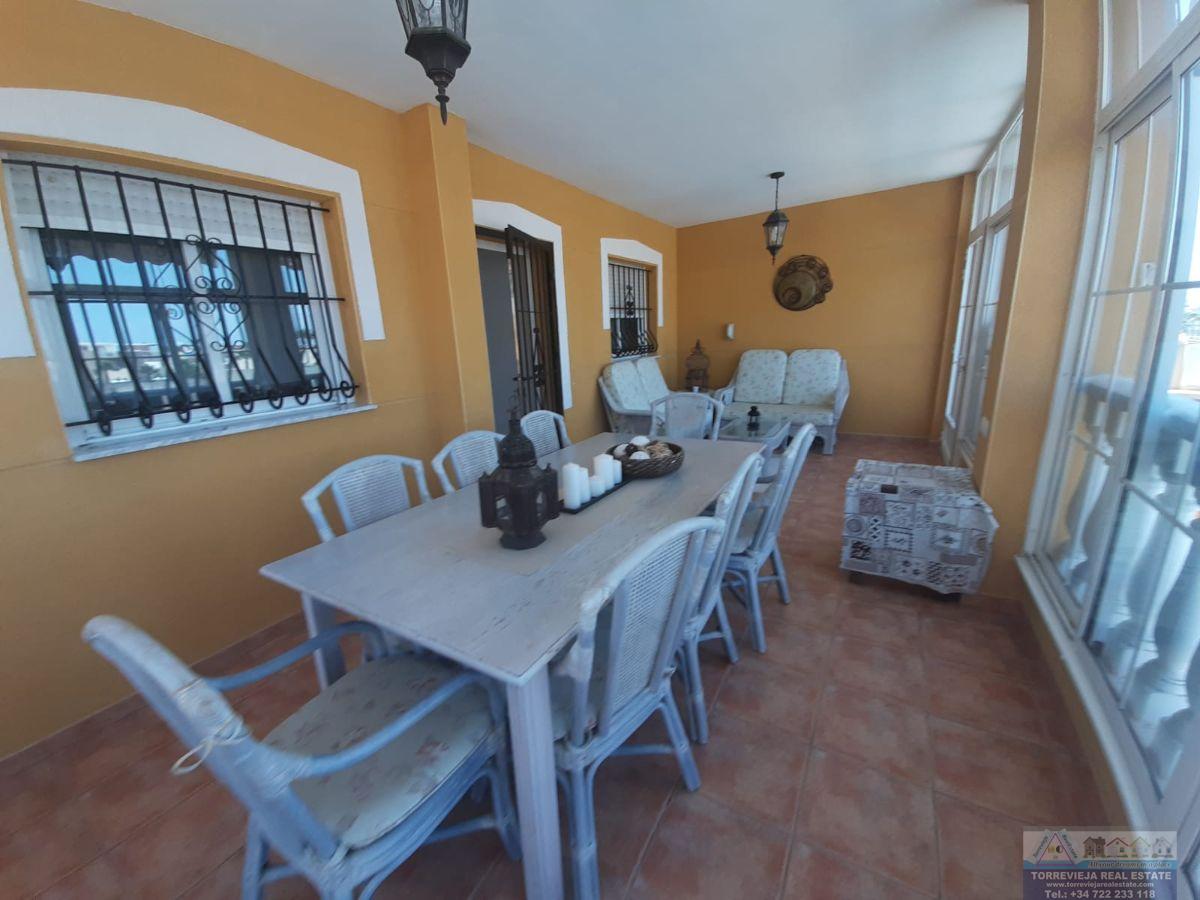 Venta de chalet en Torrevieja