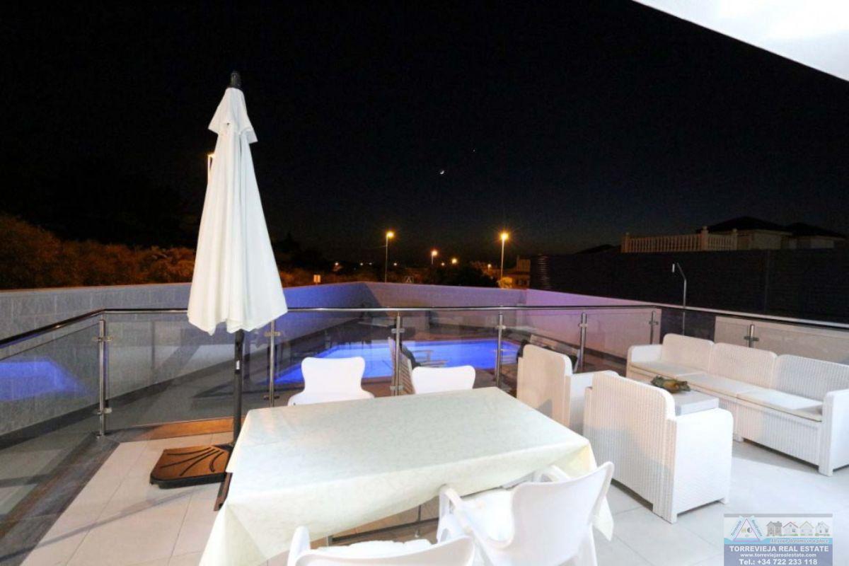Venta de chalet en Torrevieja