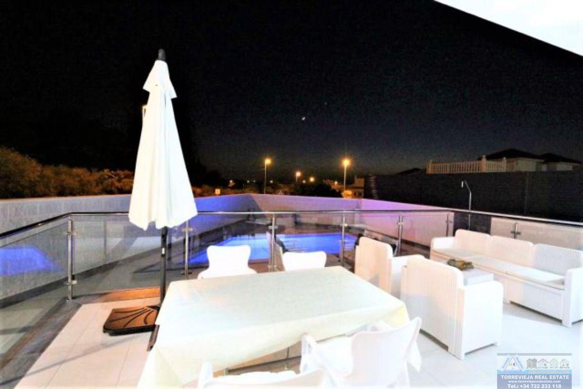 Venta de chalet en Torrevieja