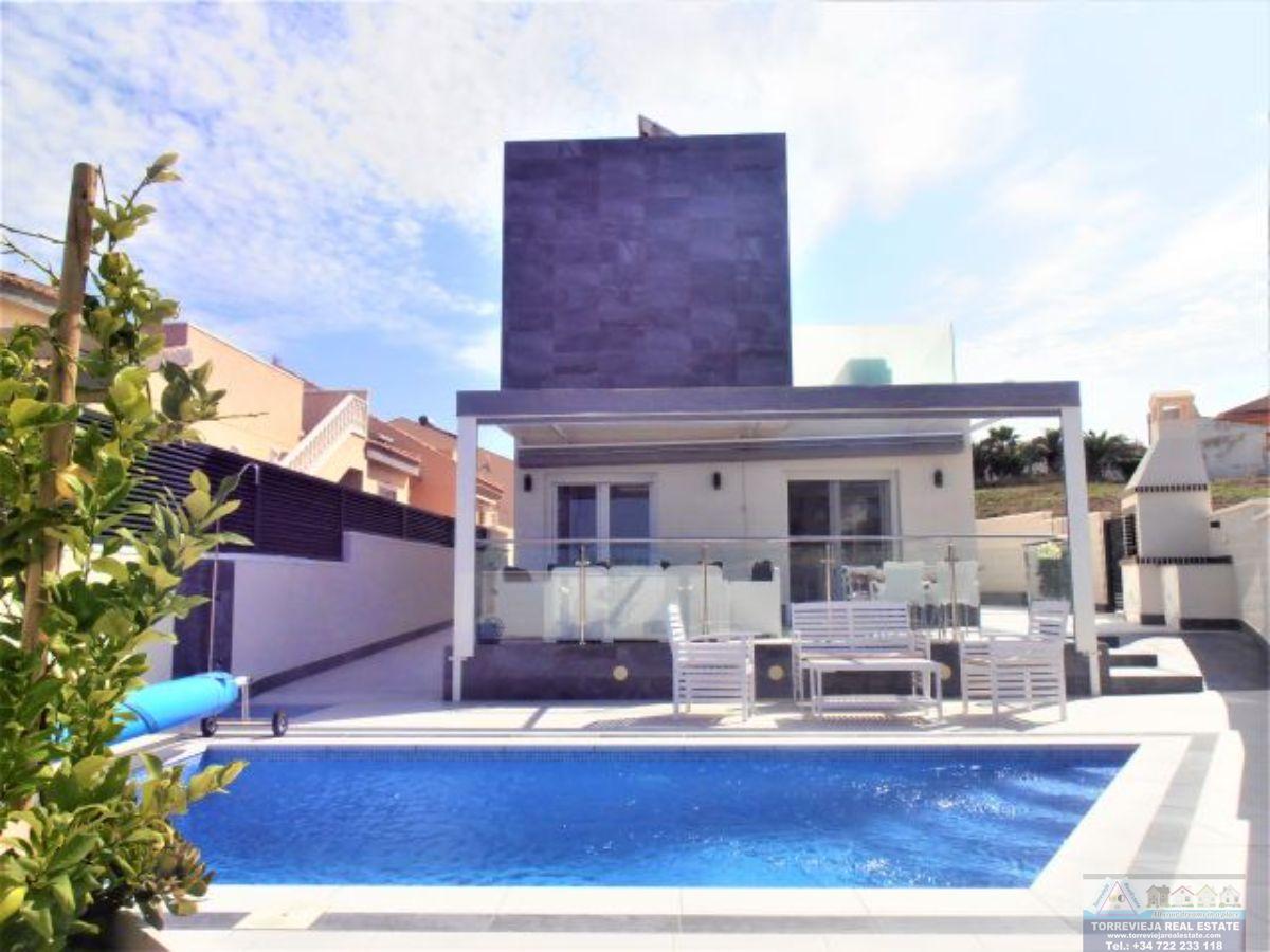 Venta de chalet en Torrevieja