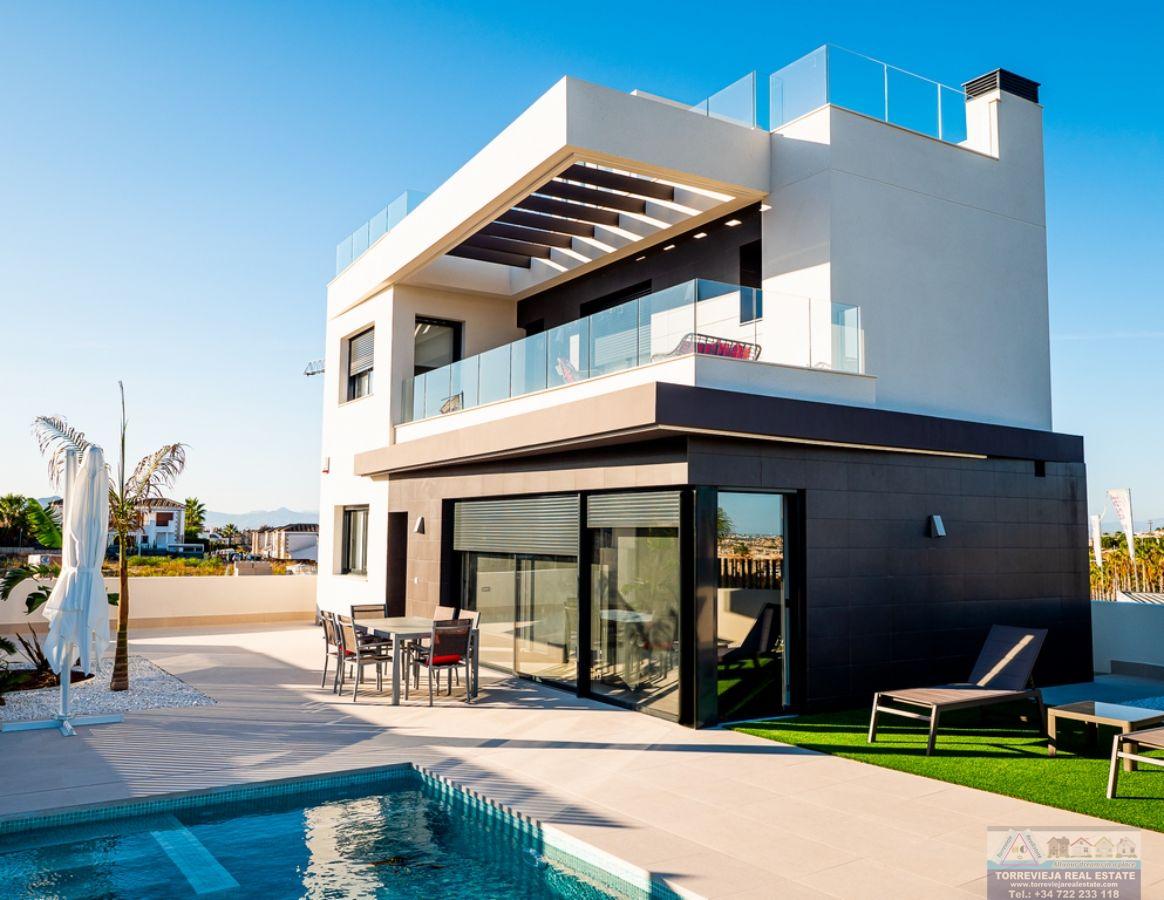 For sale of villa in Algorfa