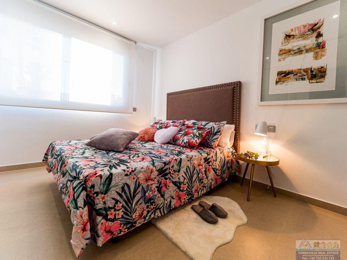 For sale of villa in Algorfa