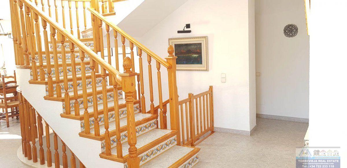 For sale of villa in Torrevieja