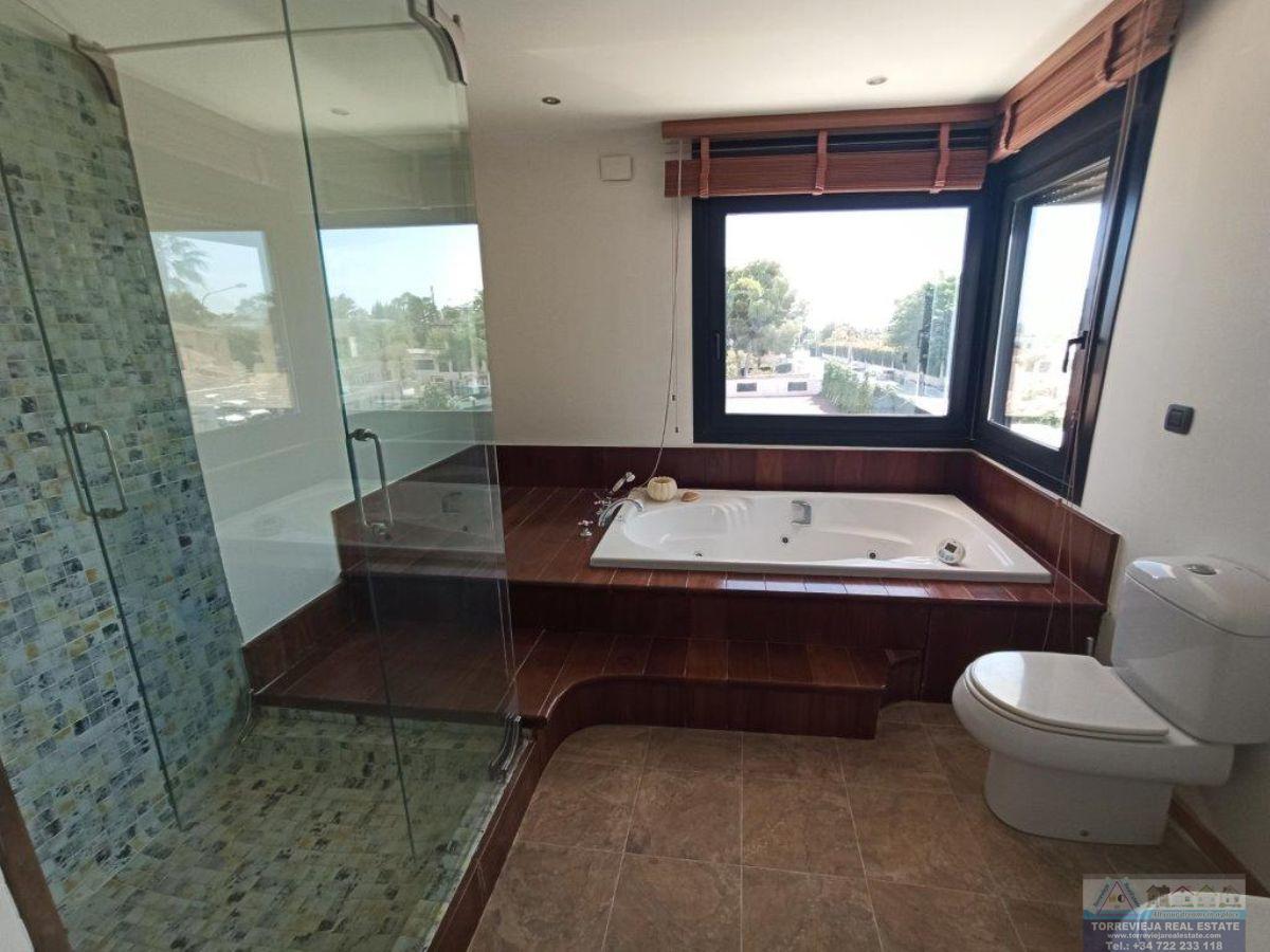 For sale of villa in Orihuela Costa