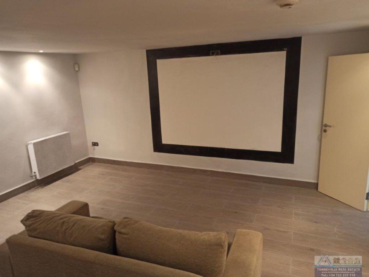 For sale of villa in Orihuela Costa