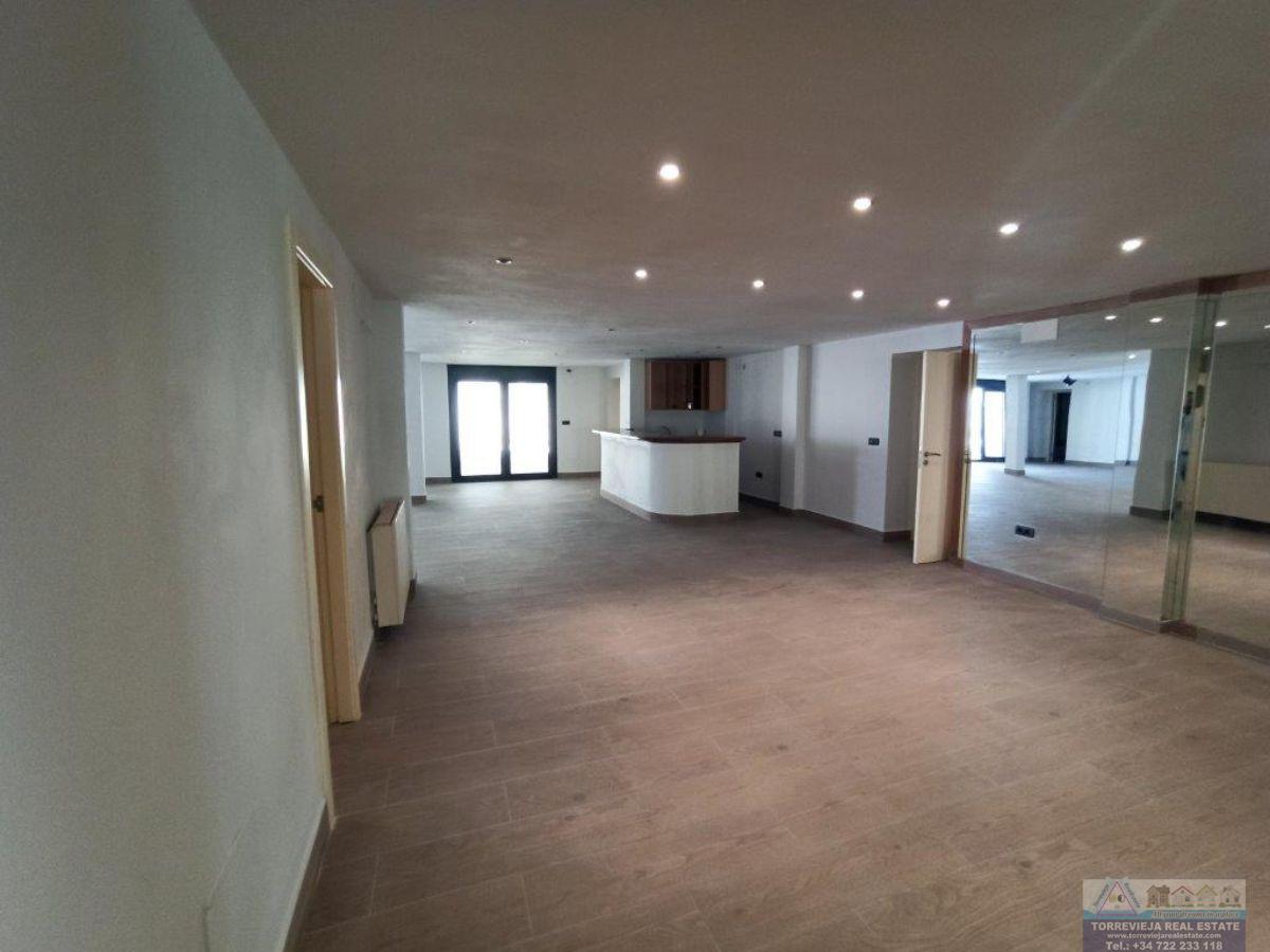 For sale of villa in Orihuela Costa