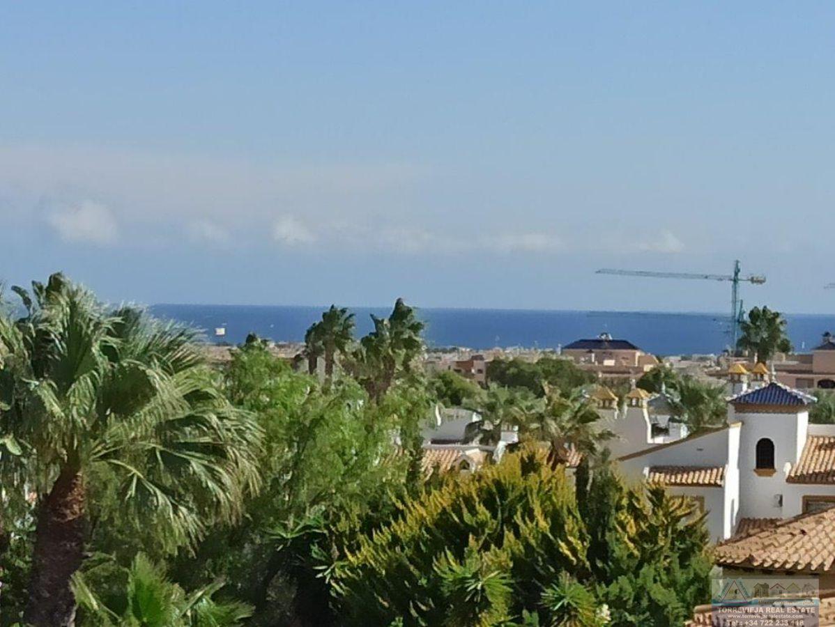For sale of villa in Orihuela Costa