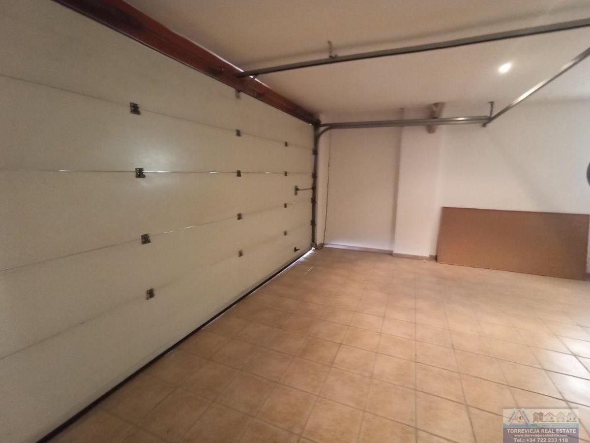 For sale of villa in Orihuela Costa