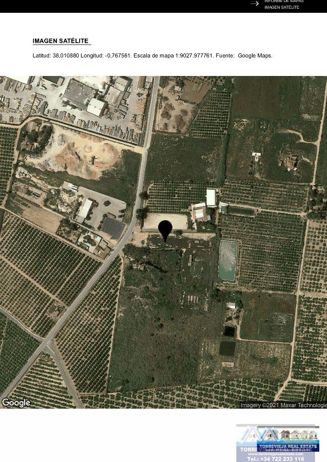 Venta de terreno en Los Montesinos
