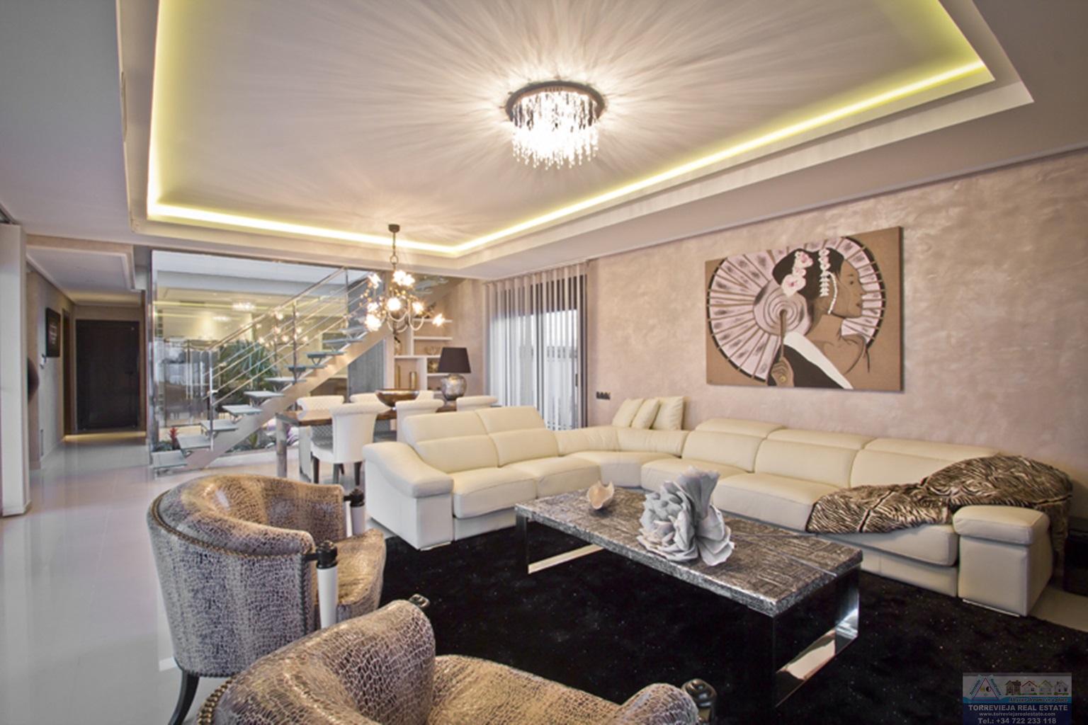 Venta de villa en Orihuela
