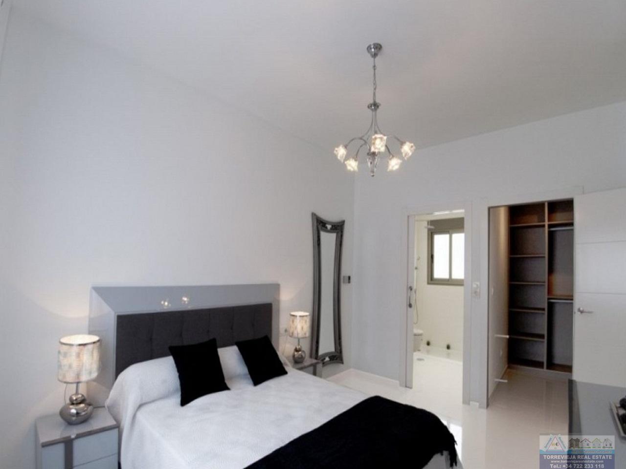 Venta de villa en Rojales