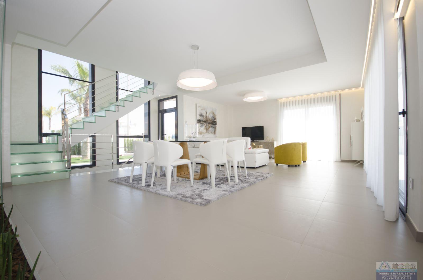 Venta de villa en Orihuela