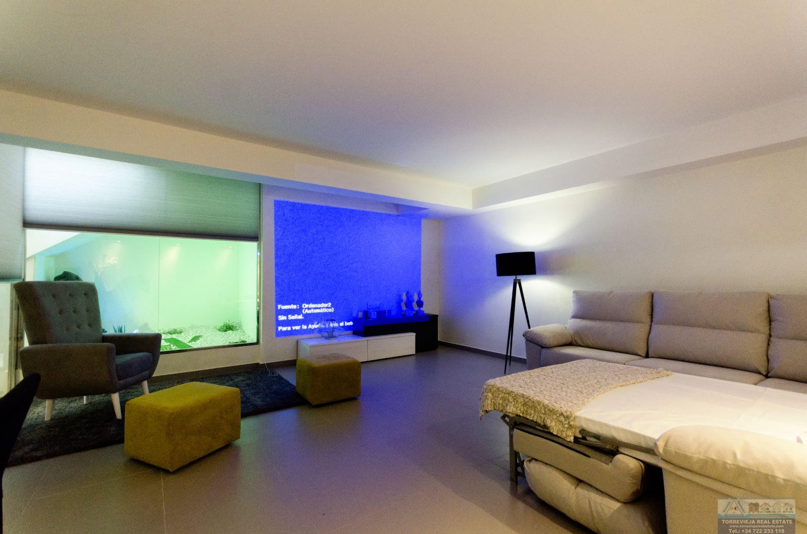 Venta de villa en Orihuela