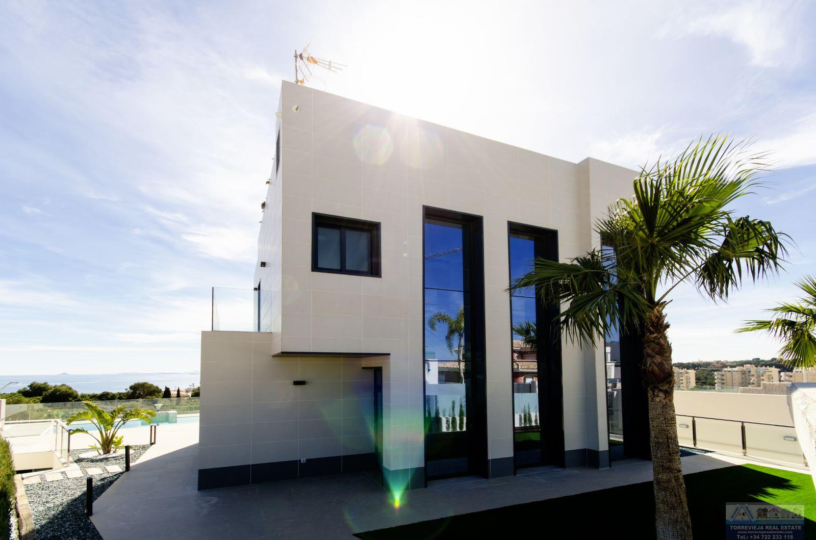 Venta de villa en Orihuela