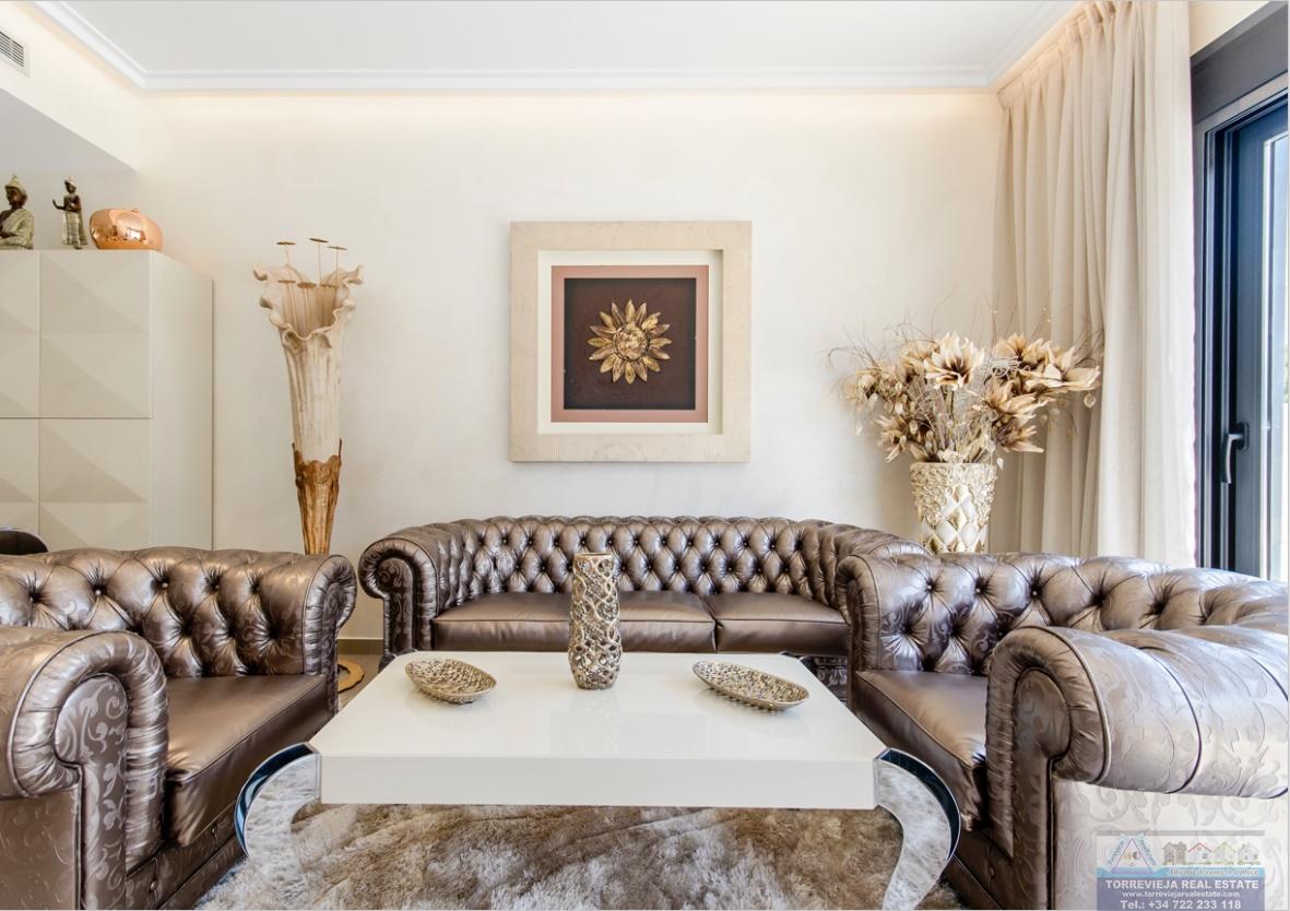 Venta de villa en Orihuela