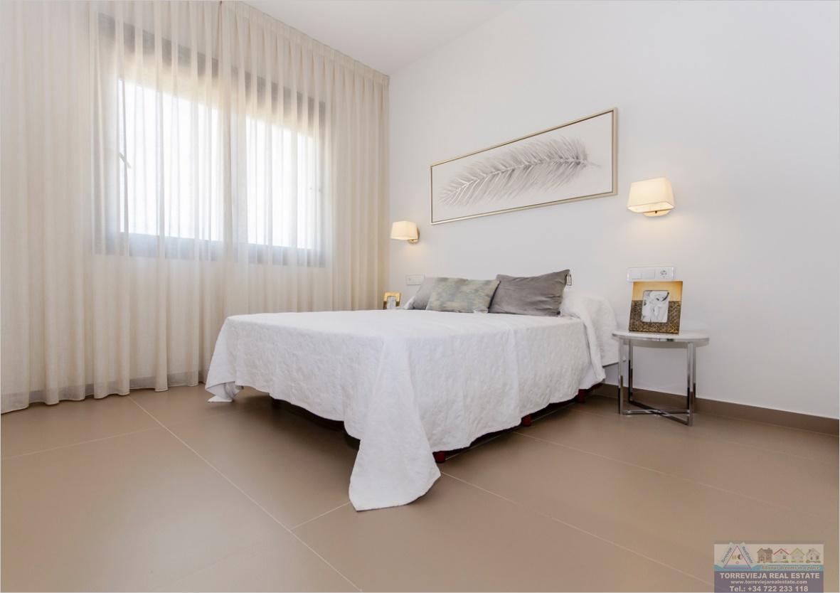 Venta de villa en Orihuela