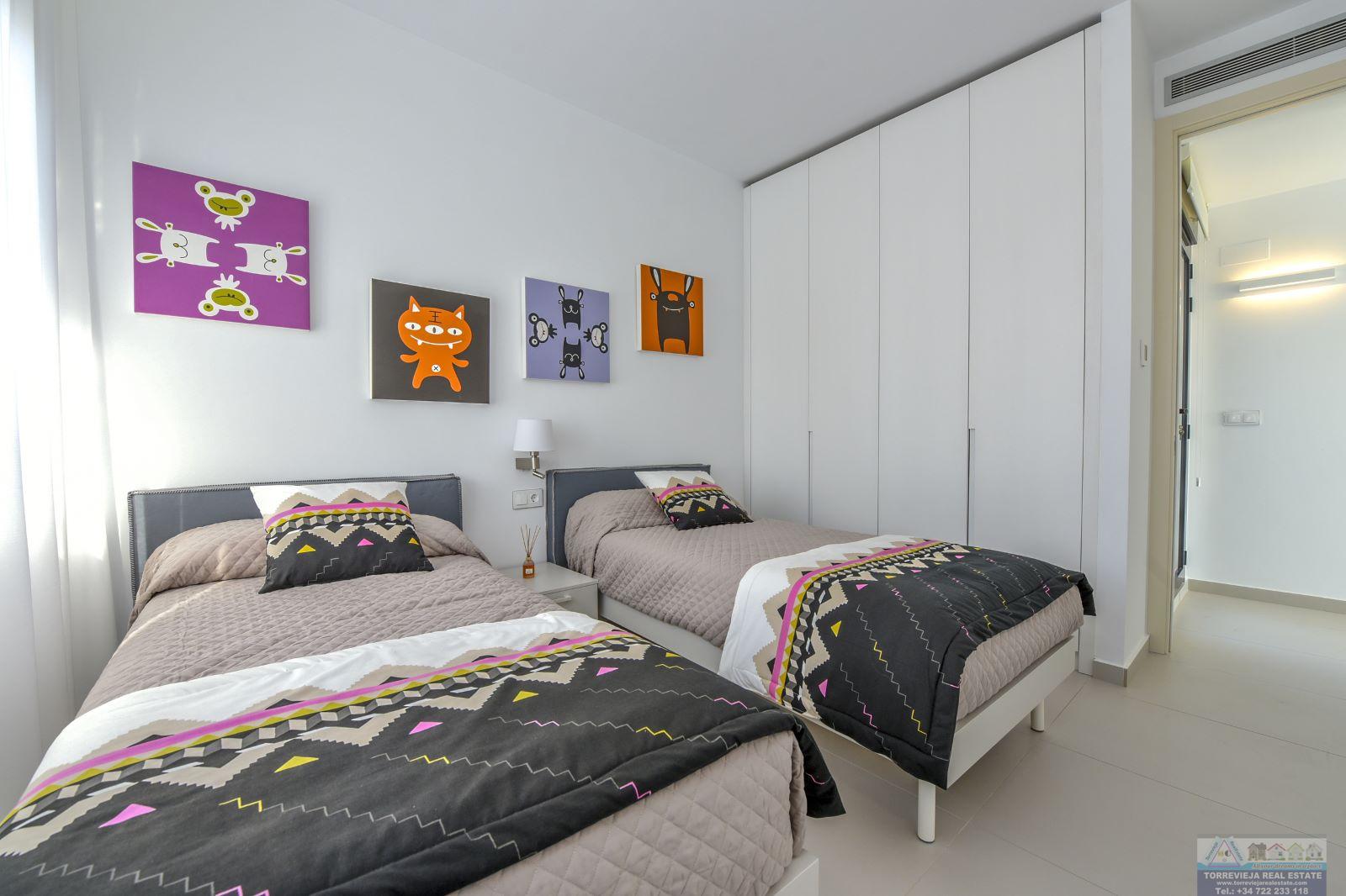 Venta de villa en Orihuela