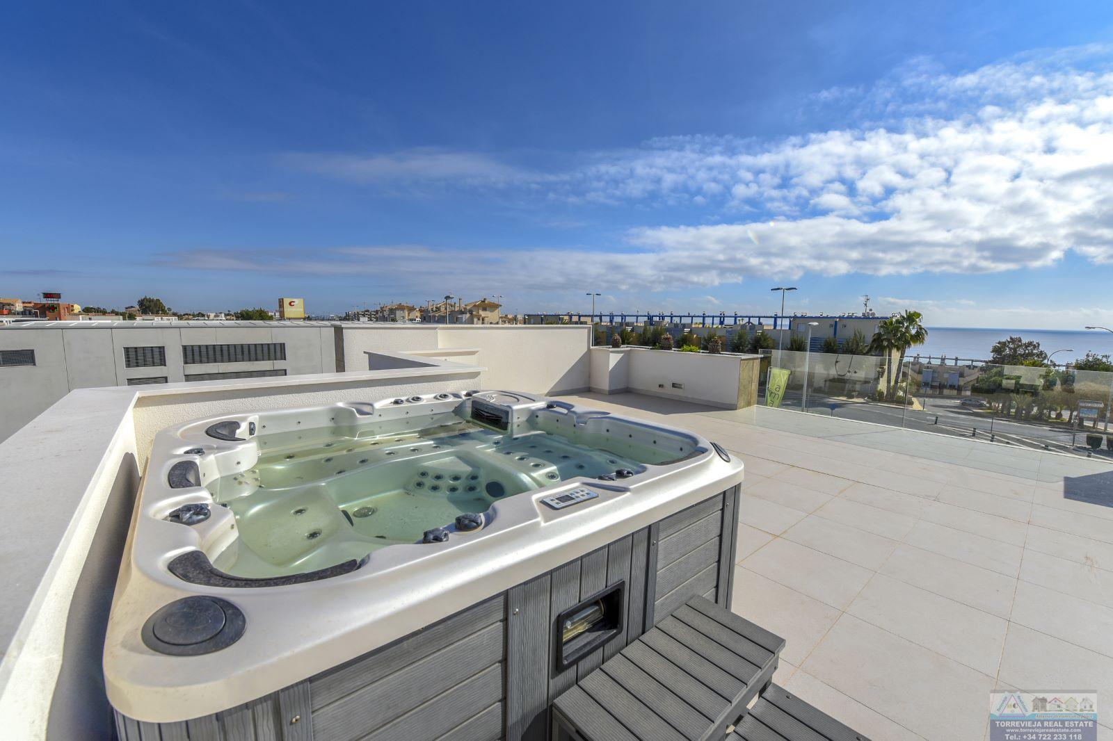 Venta de villa en Orihuela