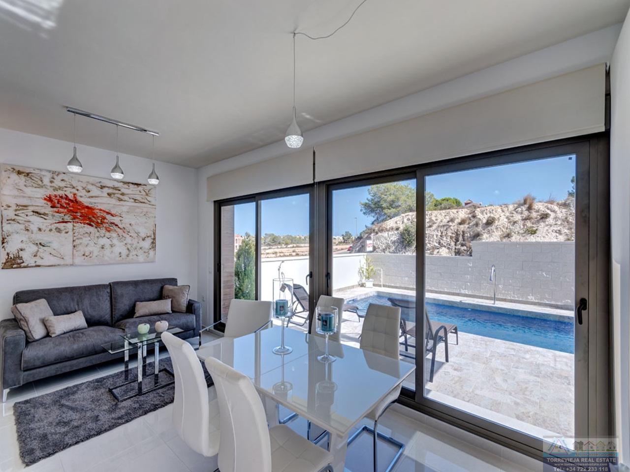 Verkoop van villa in Orihuela