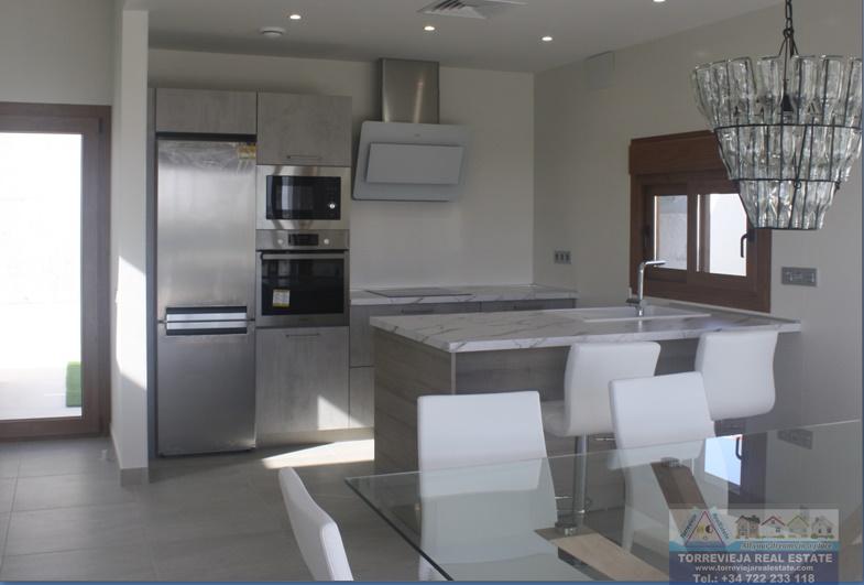 For sale of villa in Torrevieja
