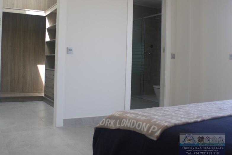 For sale of villa in Torrevieja