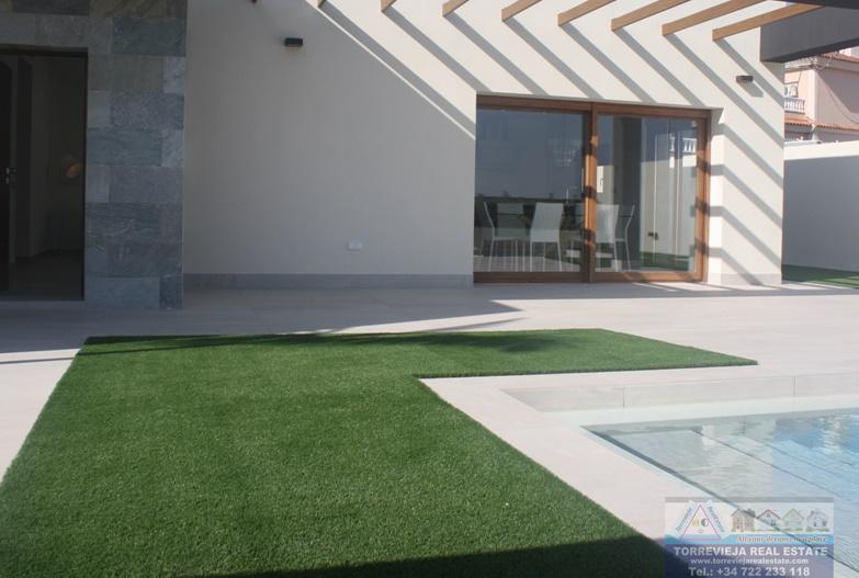 For sale of villa in Torrevieja