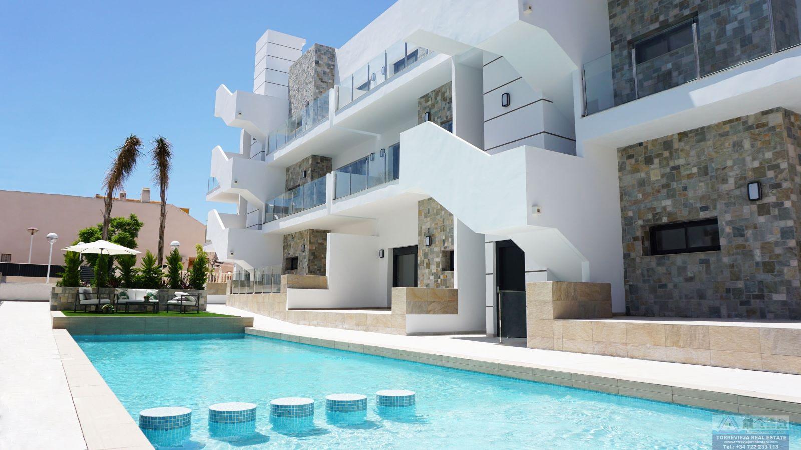 For sale of apartment in Elche