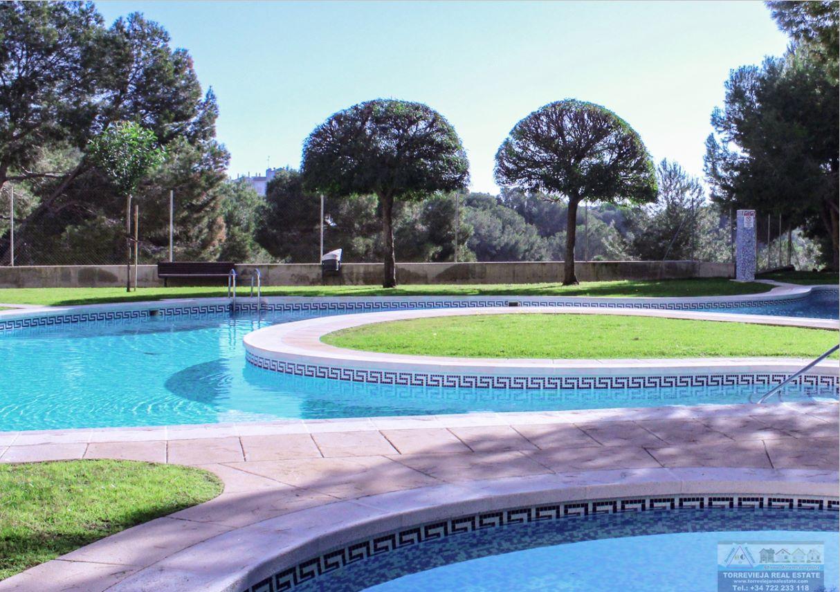 For sale of apartment in Orihuela