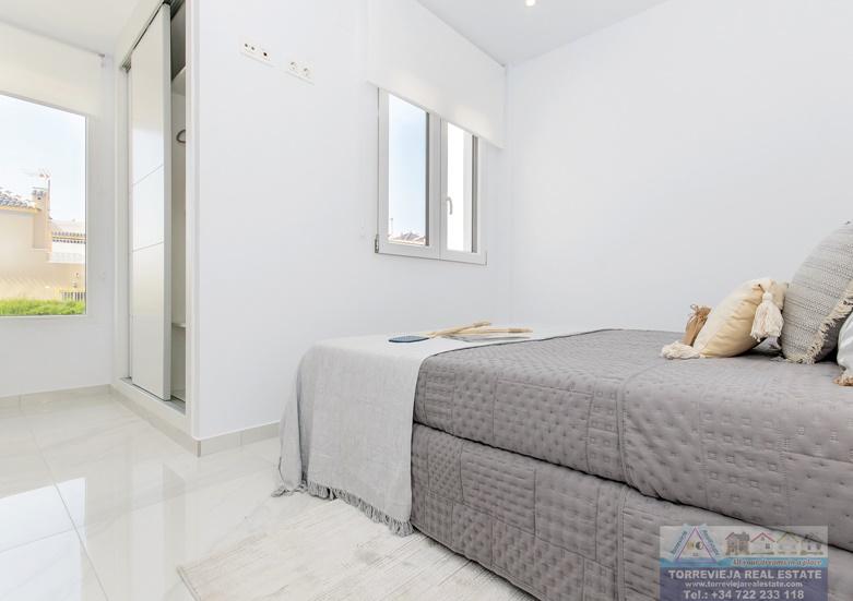 For sale of villa in Torrevieja