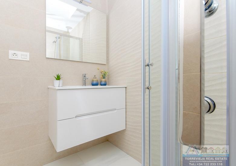 For sale of villa in Torrevieja