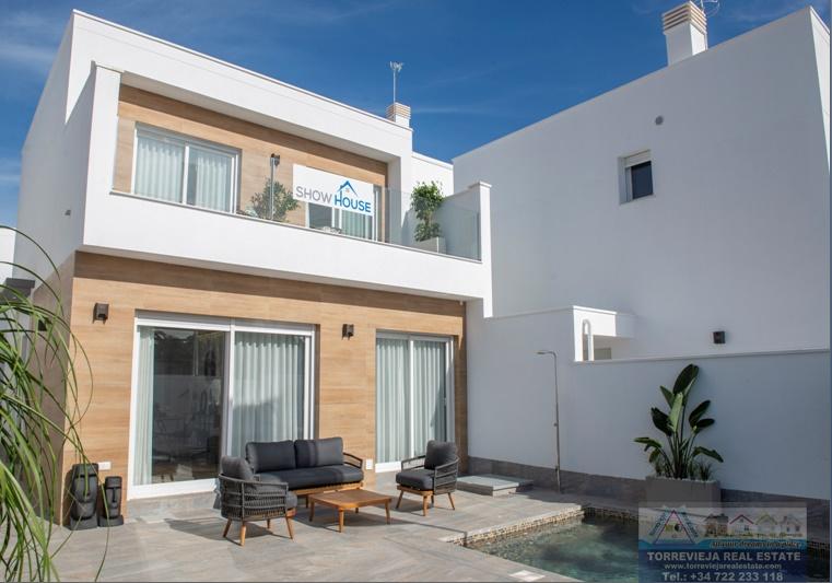 Venta de villa en San Pedro del Pinatar