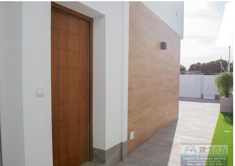 Venta de villa en San Pedro del Pinatar