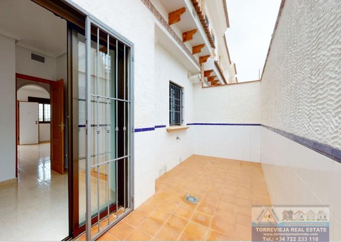 Zu verkaufen von haus in
 San miguel de salinas