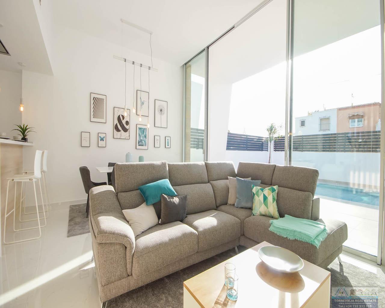 For sale of villa in Torrevieja