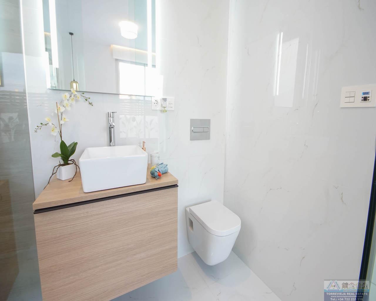 For sale of villa in Torrevieja