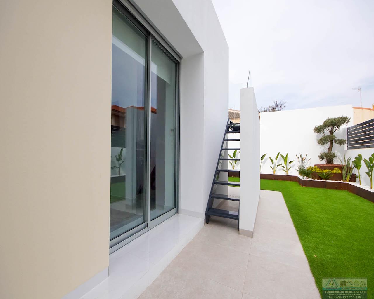 For sale of villa in Torrevieja
