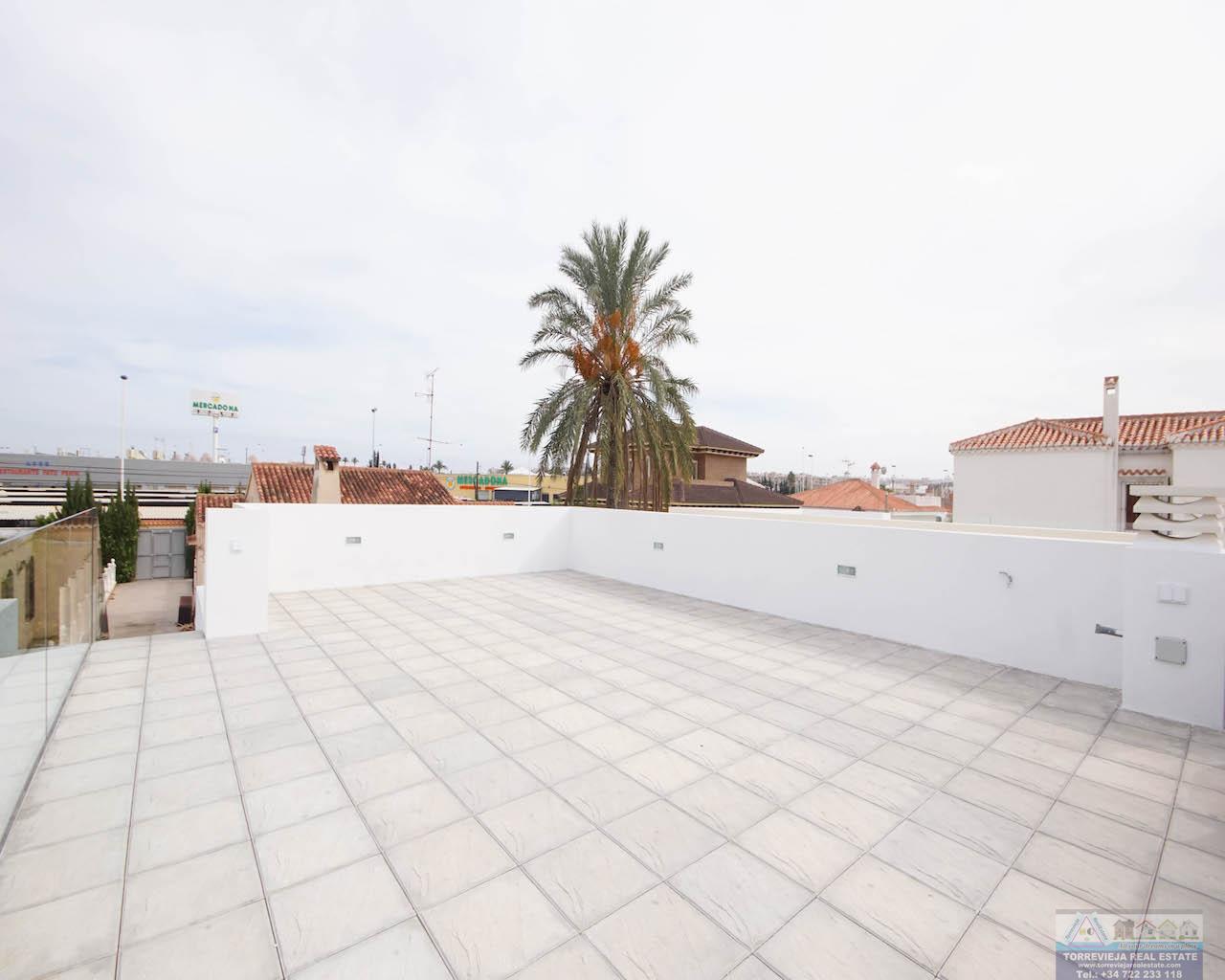 For sale of villa in Torrevieja