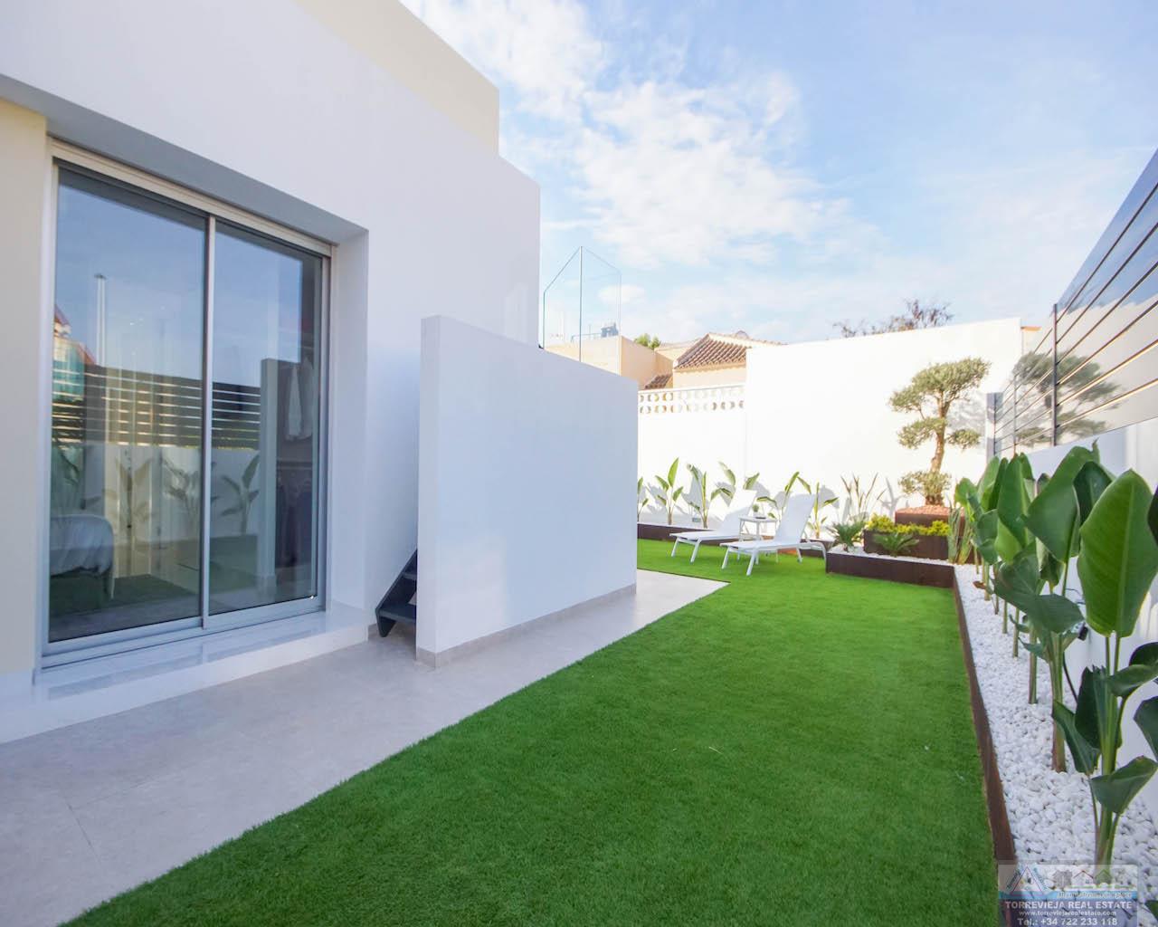 For sale of villa in Torrevieja