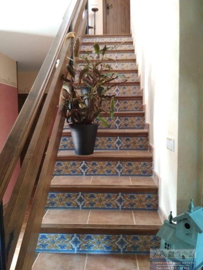 Venta de villa en San Miguel de Salinas