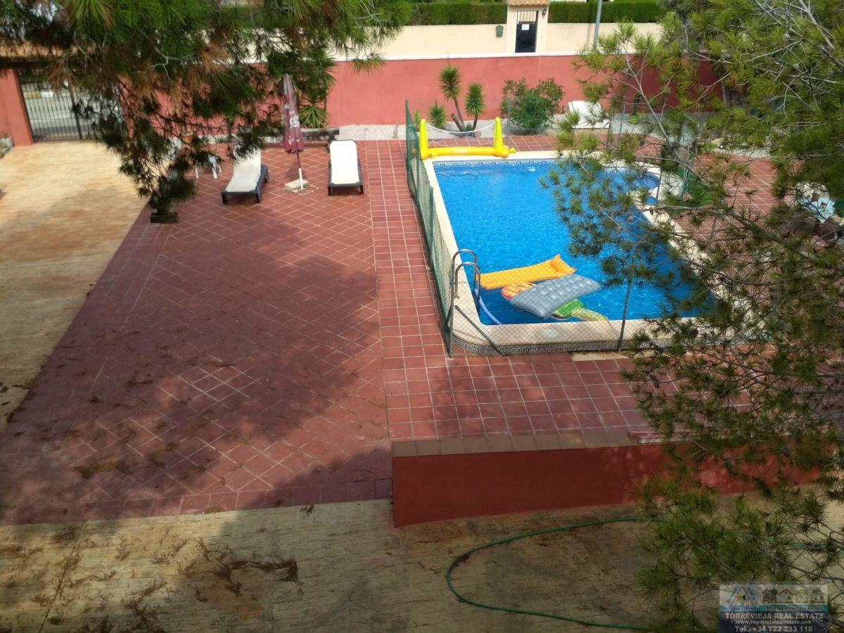 Venta de villa en San Miguel de Salinas