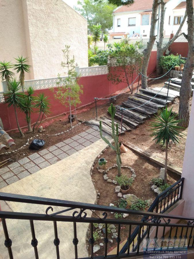 Venta de villa en San Miguel de Salinas