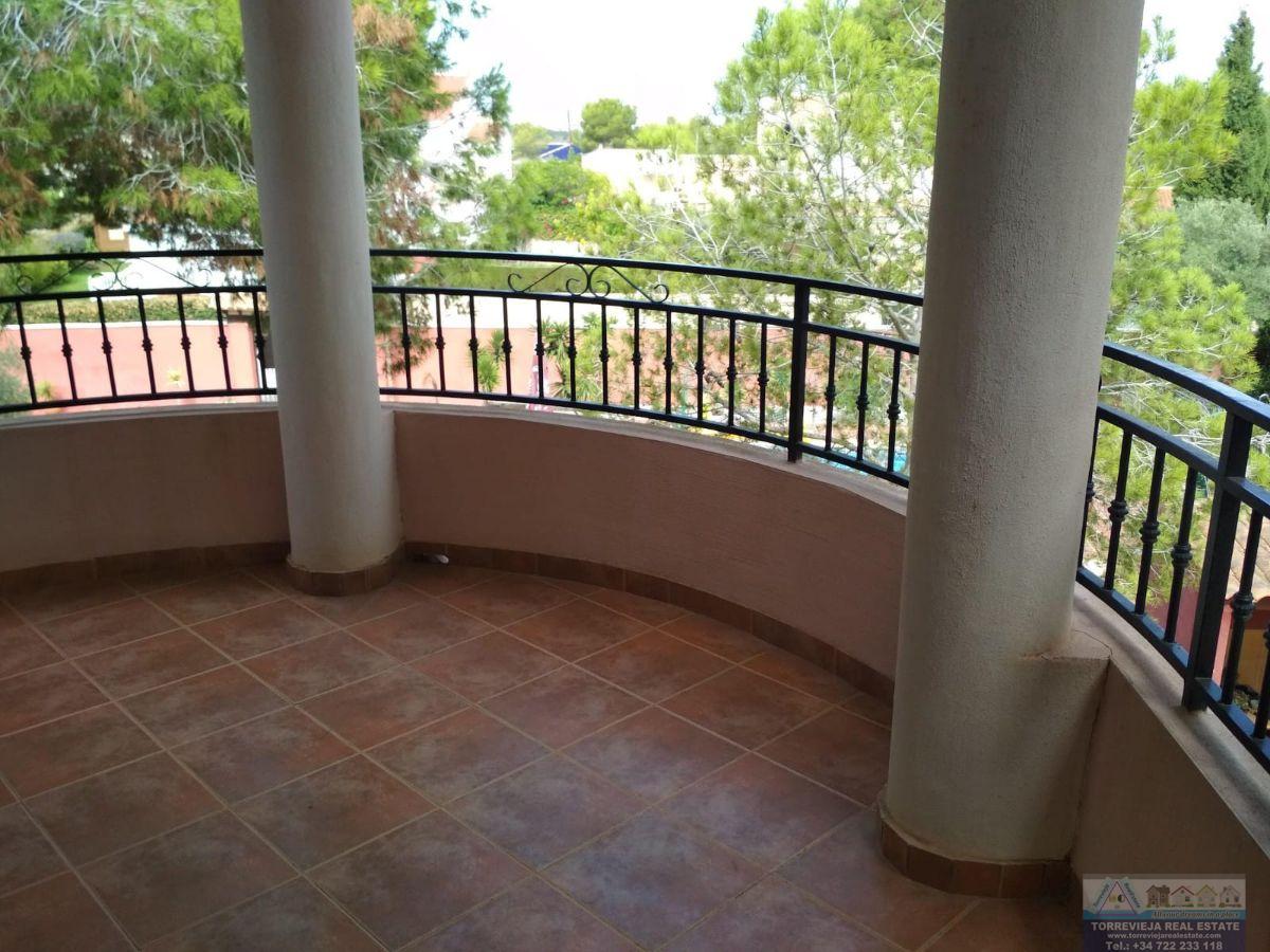 Venta de villa en San Miguel de Salinas