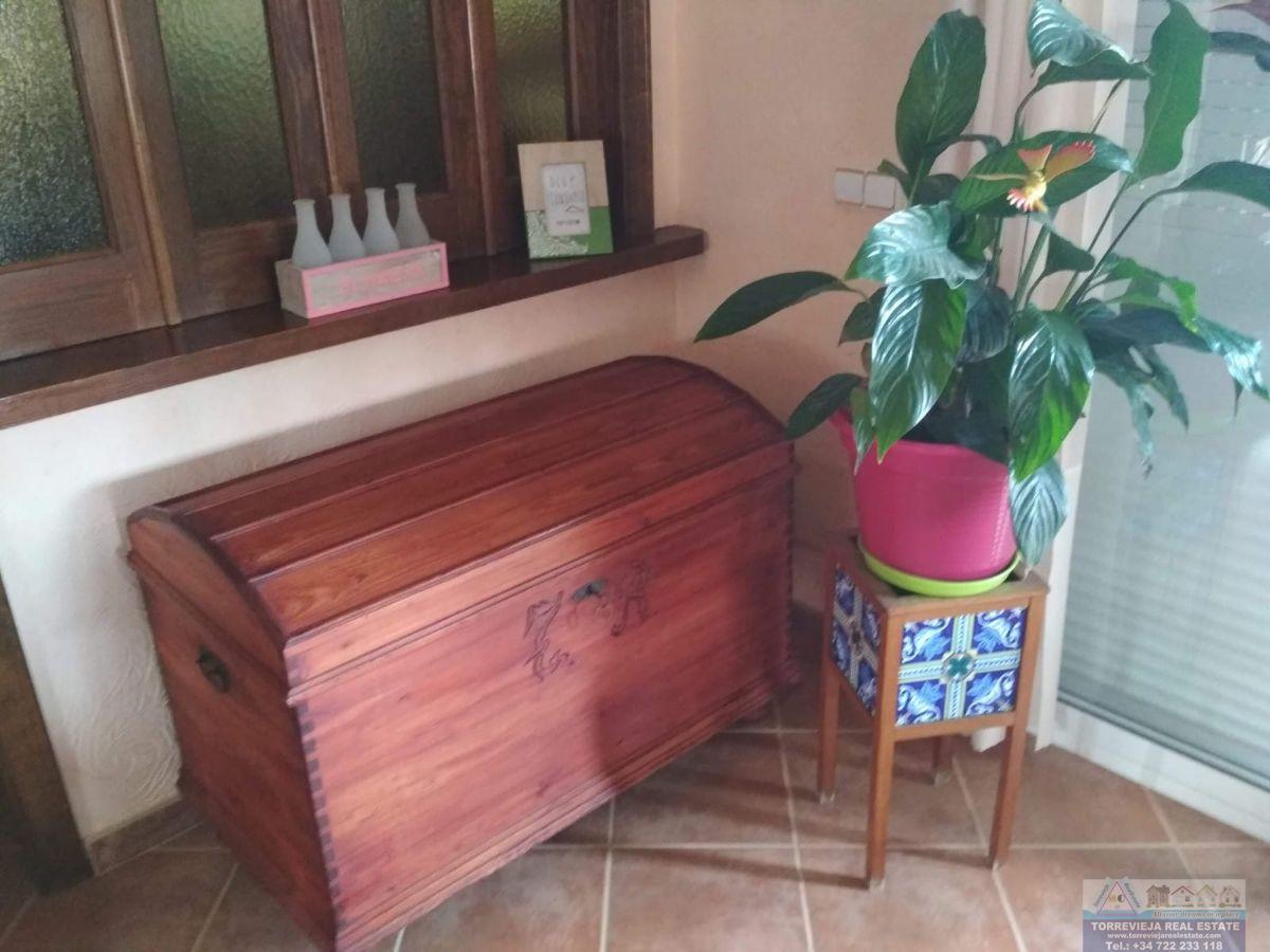 Venta de villa en San Miguel de Salinas