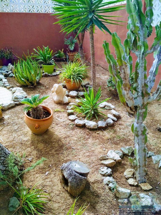 Venta de villa en San Miguel de Salinas