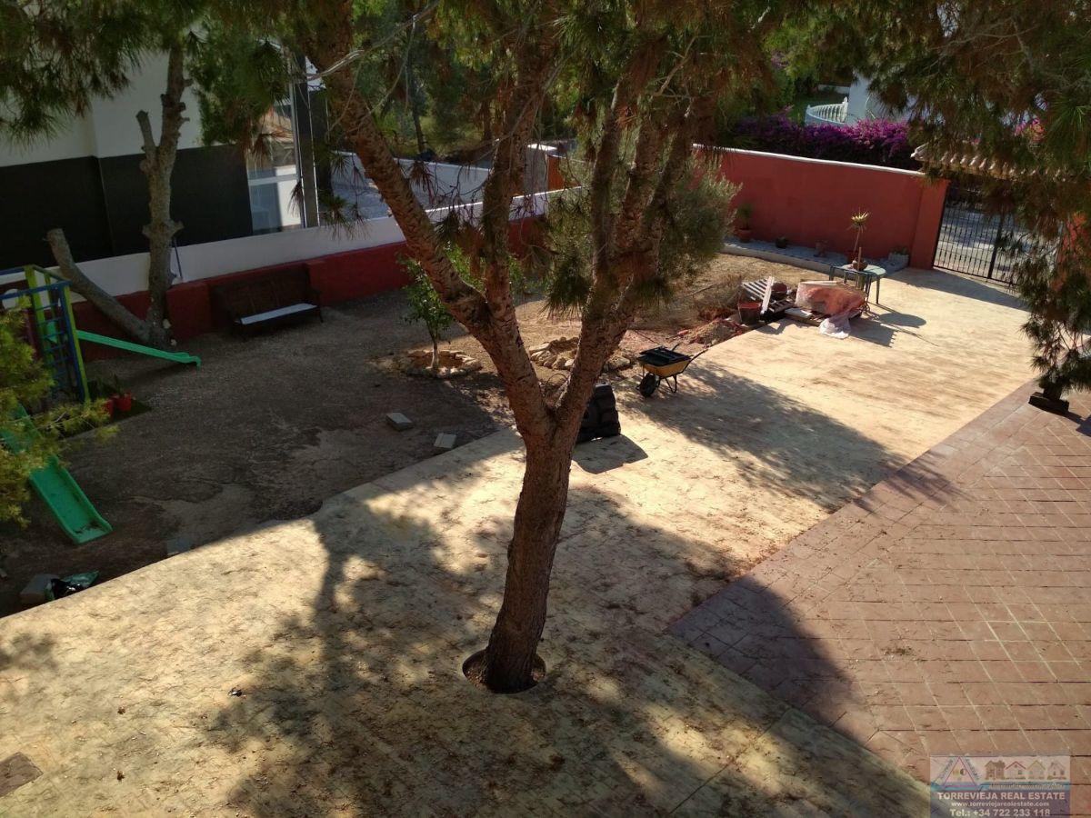 Venta de villa en San Miguel de Salinas