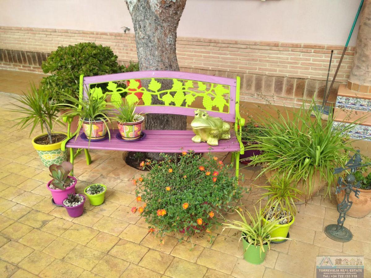 Venta de villa en San Miguel de Salinas