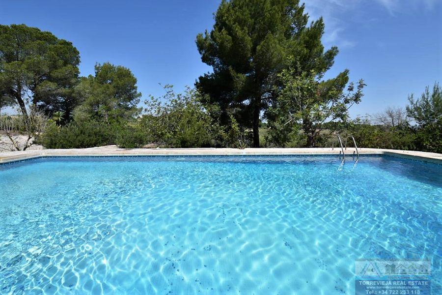 For sale of villa in Torrevieja